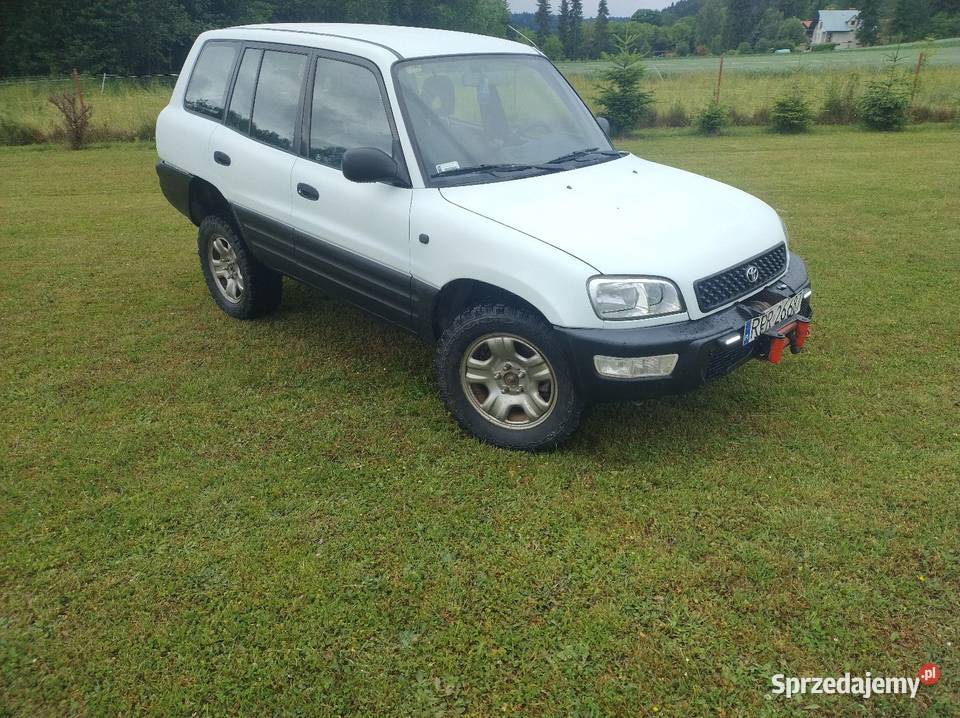 Toyota RAV4 LPG Rok produkcji 1998 Przemyśl