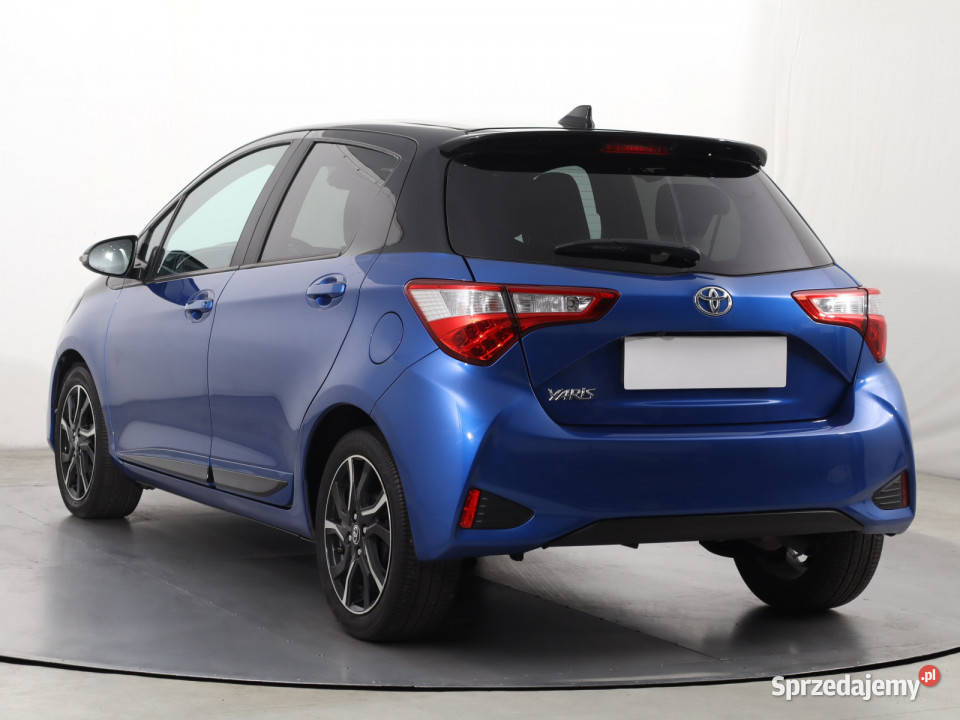 Toyota Yaris 15 Dual VVTi Samochody osobowe