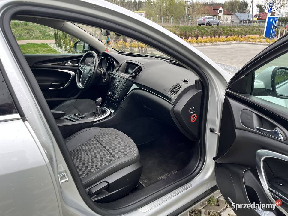 OPEL INSIGNIA 2011 1956cm3 mazowieckie Warszawa
