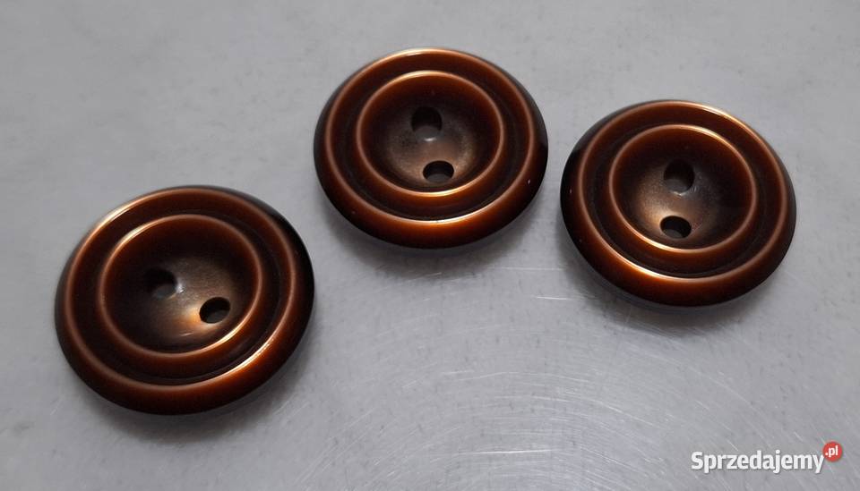 Guziki brązowe okrągłe dwie dziurki vintage