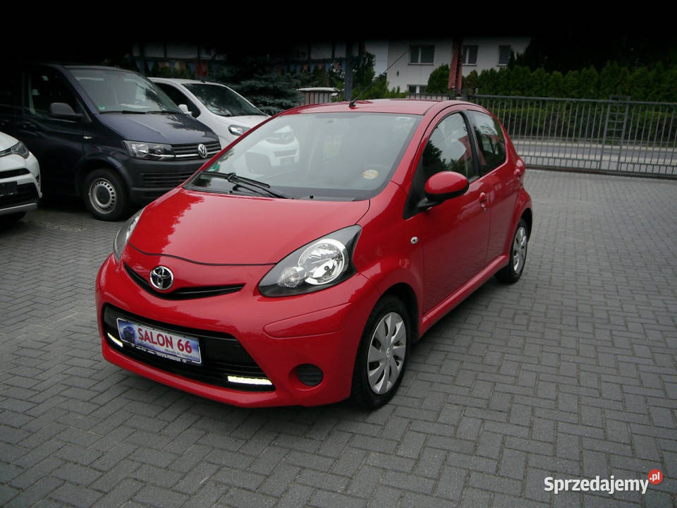 Toyota Aygo 5drzwi 80 Klima Stan bezwypadkowy z garażowany Częstochowa