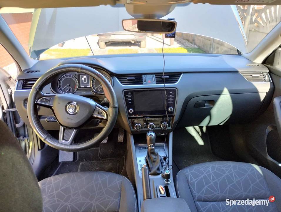 Skoda Octavia 16 TDI Clever DSG 2018r bogate Octavia Brody