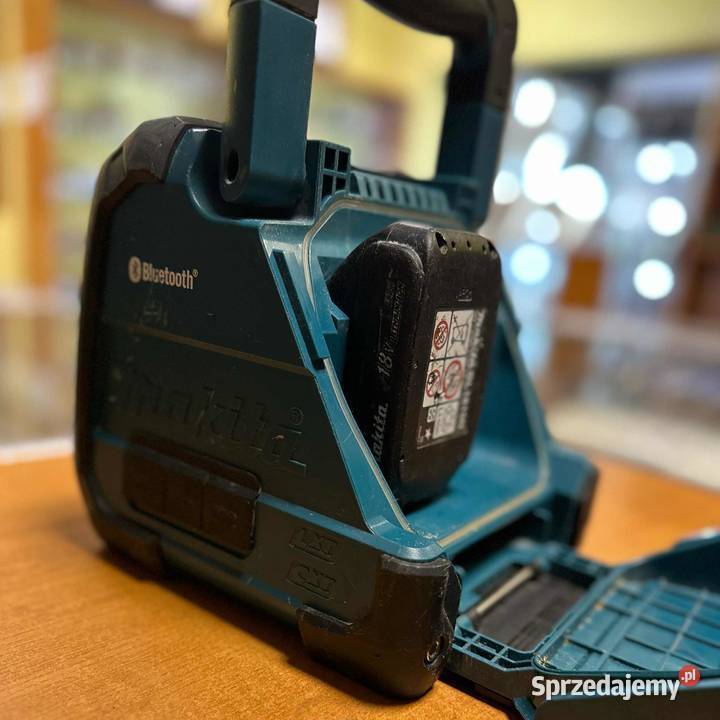 Głośnik budowlany Makita DMR 200 aku 15Ah