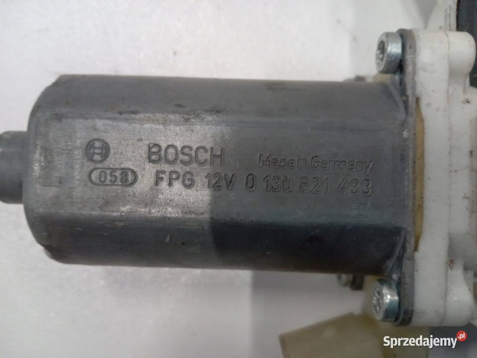 SILNICZEK SZYBY PRAWY LEWY TYŁ MERCEDES CLS W219 osobowe Nowy Tomyśl