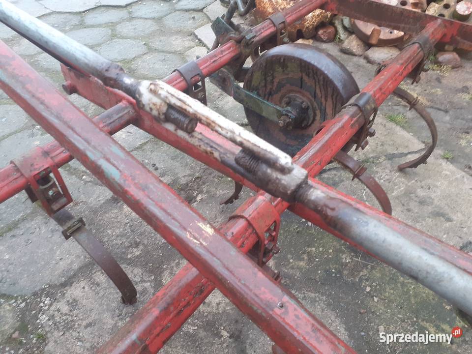 Kultywator z bronami 18 zębów do Ursusa C360 Agregaty łódzkie Kobiele Wielkie