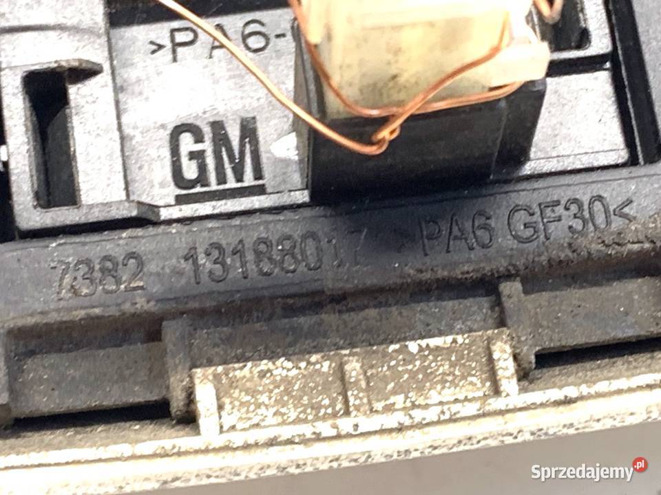 KLAMKA KLAPY TYŁ OPEL CORSA D 13188017 Hatchback podkarpackie