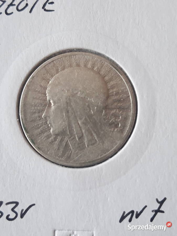 2 Głowa kobiety 1933 r 7 Konin