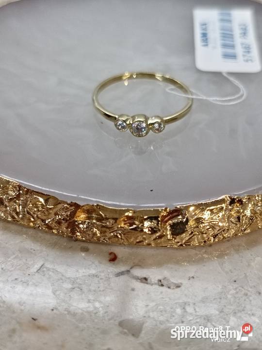 Złoty Nowy pierścionek z cyrkoniami 18pr333 złoto Wałcz sprzedam