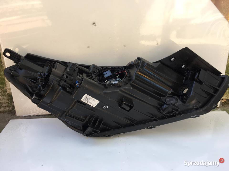 HYUNDAI TUCSON LEWA LAMPA PRZÓD Ostroróg sprzedam