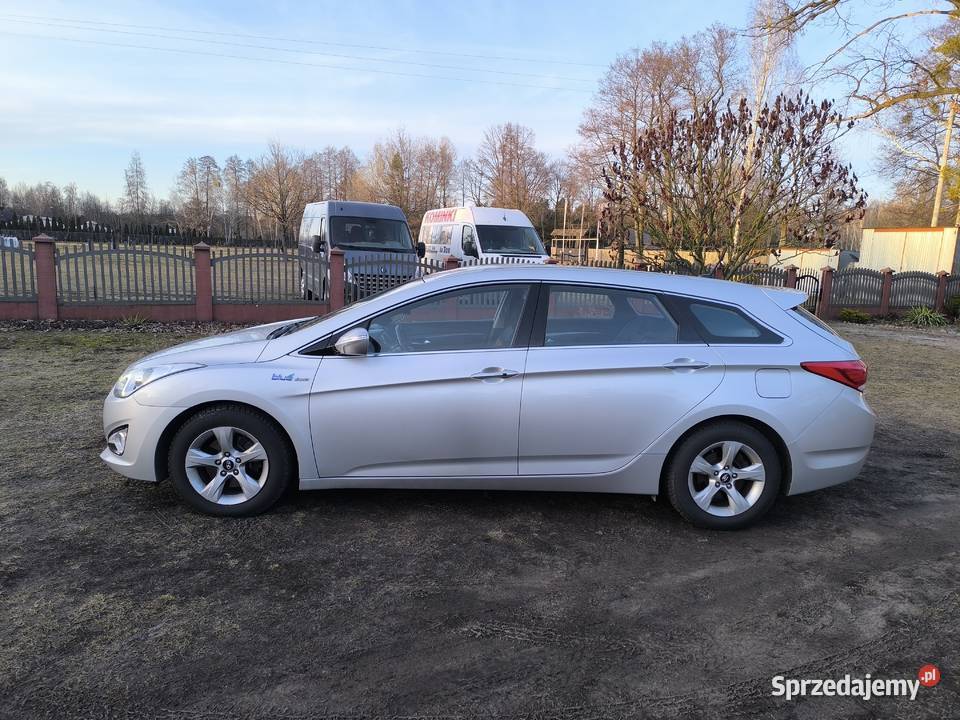Hyundai i40 2012 17 crdi 116 relingi dachowe Budy Iłowskie sprzedam