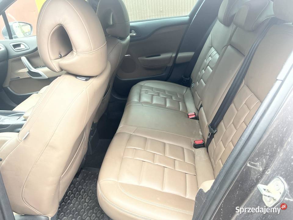 DS 4 Crossback Bogata wersja navi led kamera i Dobrosołowo