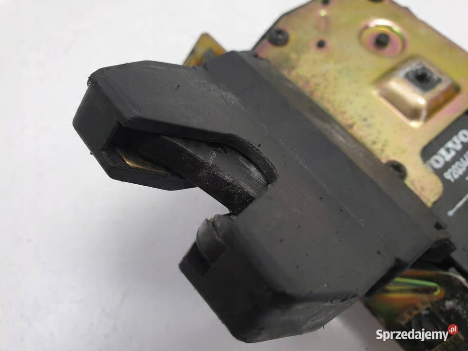 Volvo S80 I ZAMEK TYLNEJ KLAPY BAGAZNIKA 9170974 Janów