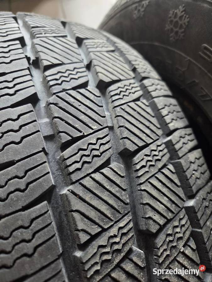 opony 21570R15C 2024 Niwnice sprzedam