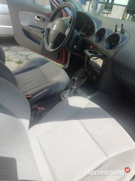 Syndyk sprzeda SEAT IBIZA 14 benzyna 2003 r I śląskie Bielsko-Biała