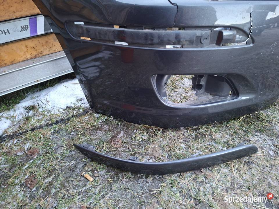 Zderzak przód Toyota Avensis T25 1G3 Zderzaki