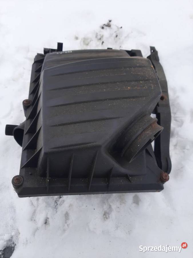 Opel Corsa C 10 12V obudowa filtra powietrza Ksawerów