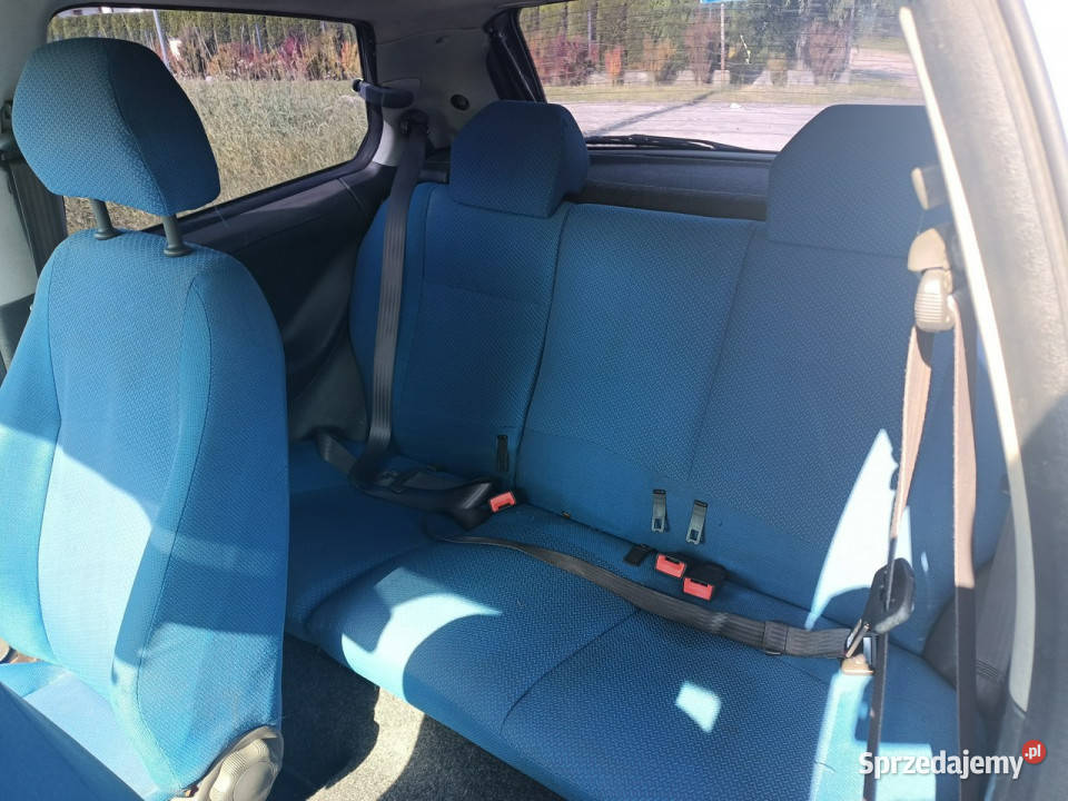 Fiat Punto Fiat Punto 19JTD 80 01r II 19992003 Rok produkcji 2001 Tarnów