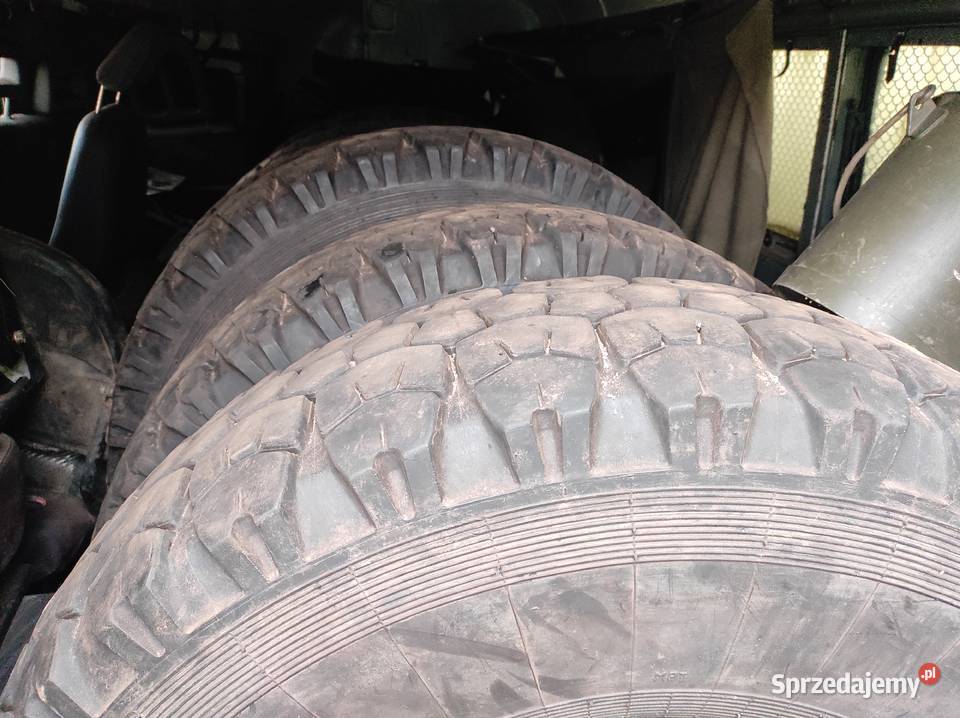 OPONY 1400x20 z Wojska Ostrowiec Świętokrzyski