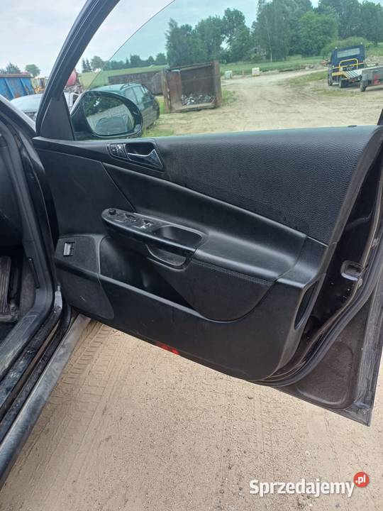 fotele kanapa środek Passat B6 Jabłonowo-Zamek