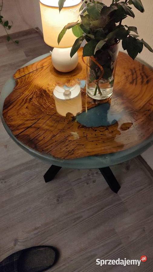 Stolik kawowy plaster dębu zalany żywicą Nysa