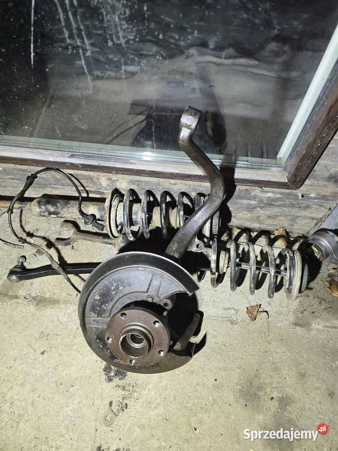 Zwrotnica lewa quattro audi a4 b5 Zwrotnice Międzybrodzie Bialskie