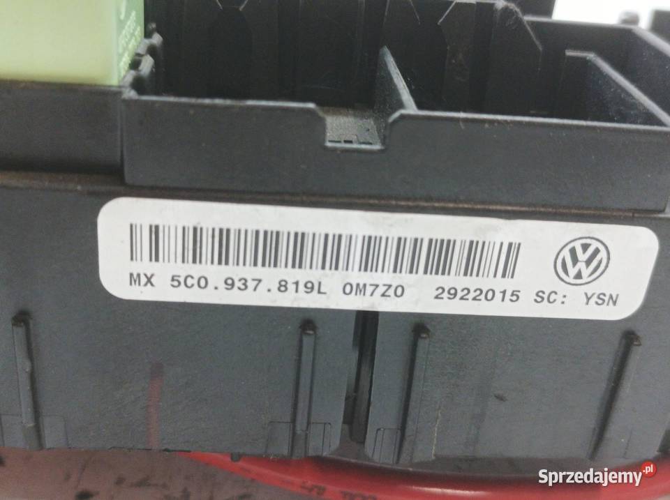 SKRZYNKA BEZPIECZNIKÓW 5C0937819L 14 B 125 5C VW świętokrzyskie