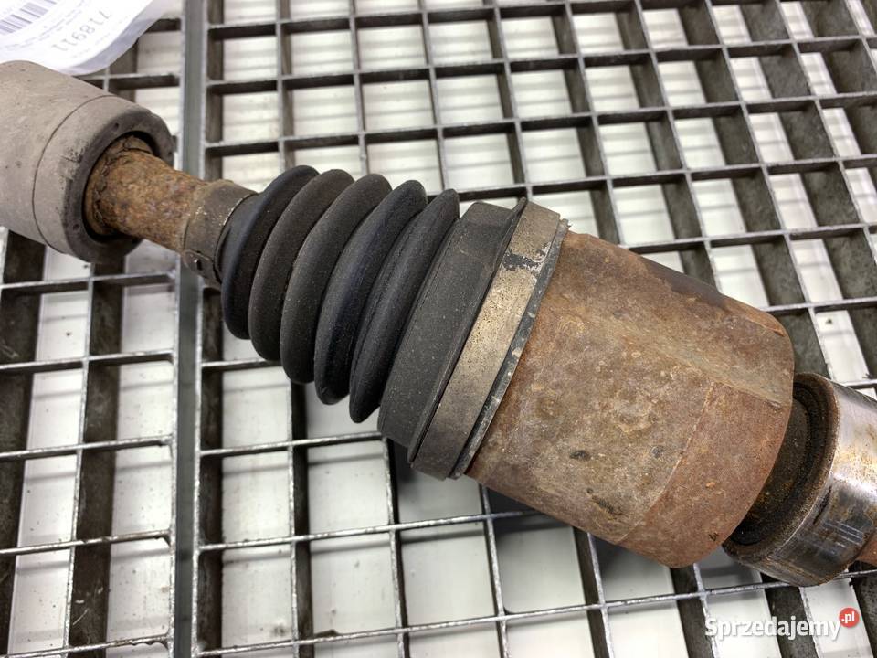 PÓŁOŚ PRAWY PRZÓD DACIA DUSTER 15 90 1018 sprzedam