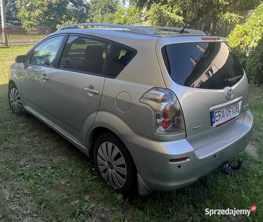 Toyota corolla verso Radomsko