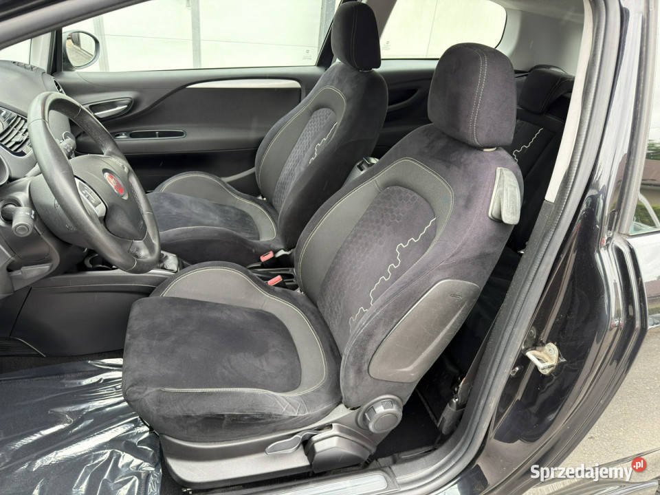 Fiat Punto Evo RatyZamiana Gwarancja benzyna 14 wielofunkcyjna kierownica sprzedam