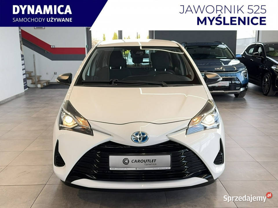 Toyota Yaris VAT 23 15 hybrid 100 eCVT 2017 r Myślenice