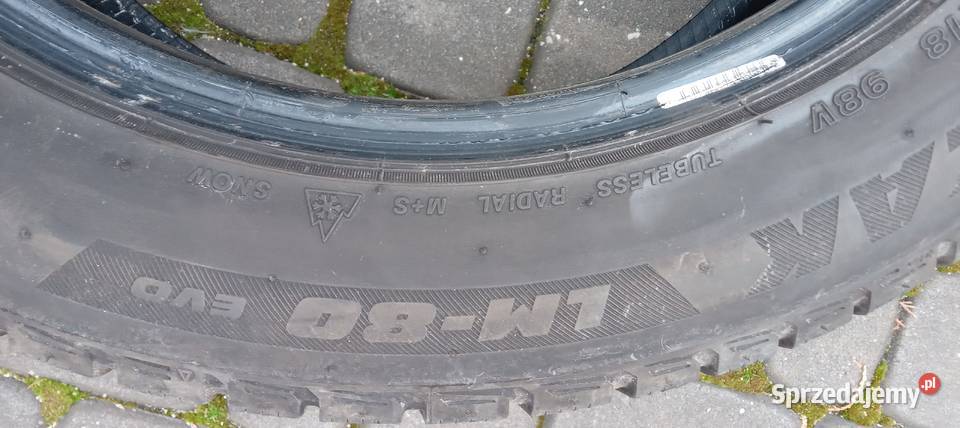 2 opony uniwersalne Bridgestone 22555R18 Stalowa Wola sprzedam