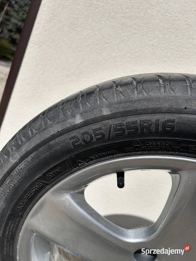 Srebrne Felgi 4x108 16 Peugeot