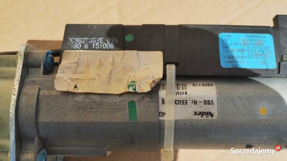 Siłownik Silniczek Elektryczna Klapa Dociąg Tył