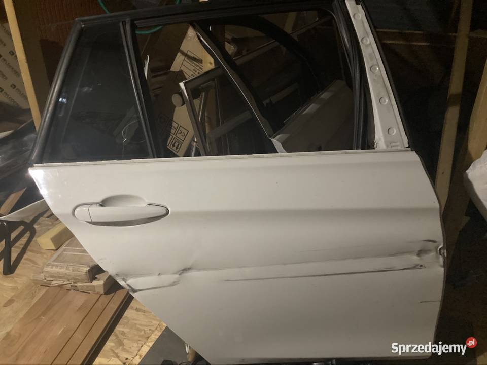Drzwi prawe przód i tył BMW F31 uszkodzone mazowieckie