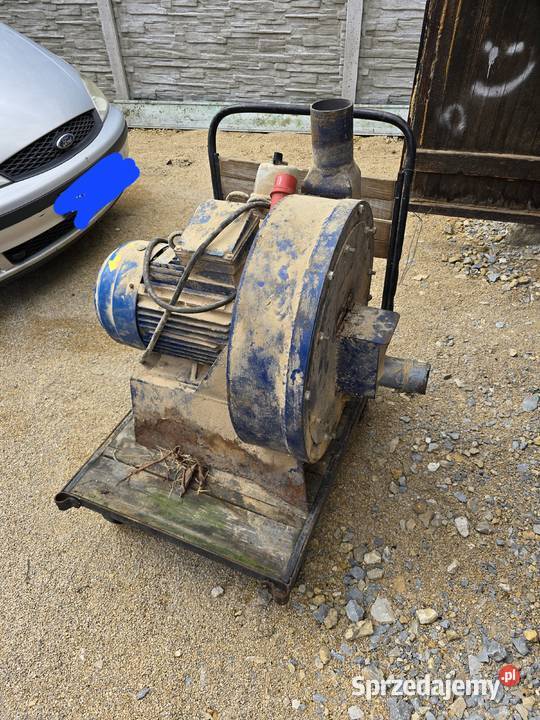 Śrutownik ssąco tłoczący 11kw Kotulin sprzedam