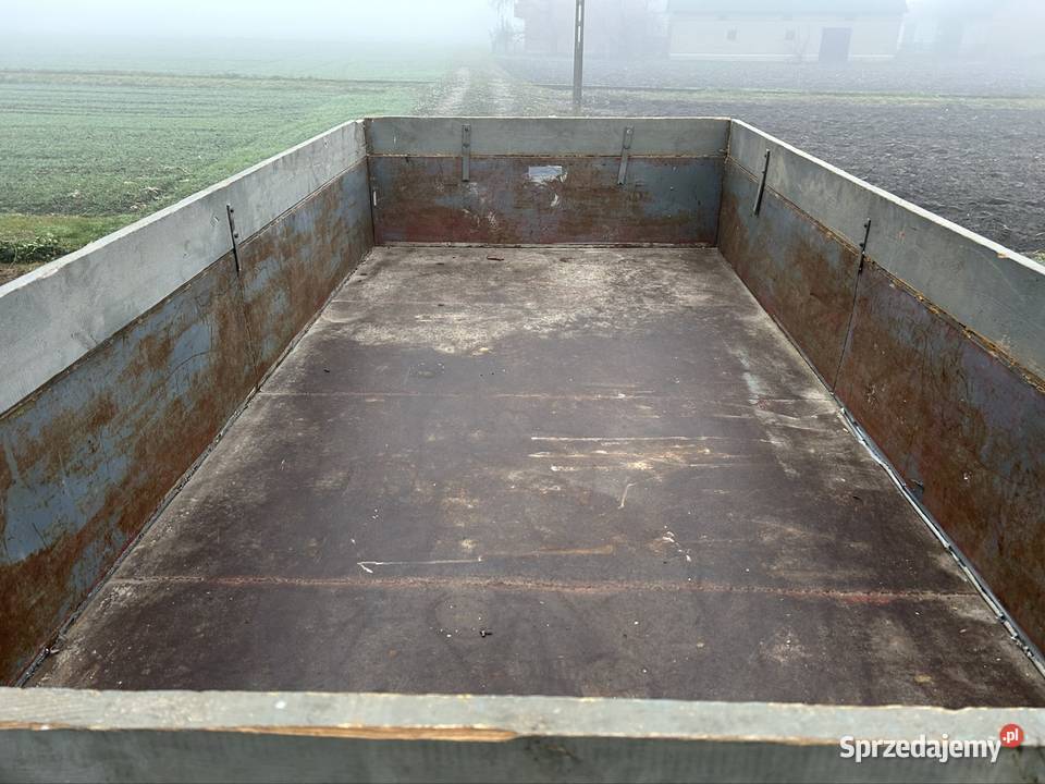 Przyczepa rolnicza skrzynia zabudowa burty do nieuszkodzony