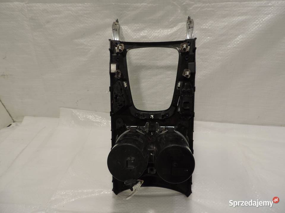 RAMKA PANEL BIEGÓW FORD EDGE EM2BR045P28BW osobowe kujawsko-pomorskie