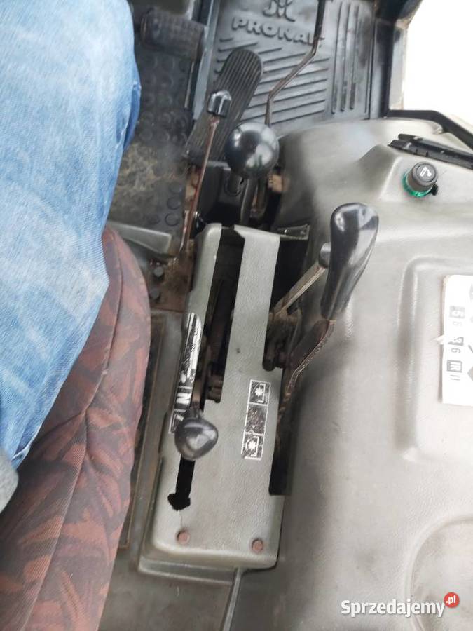 Pronar 82A z turem łyżka paleciak Puczniew