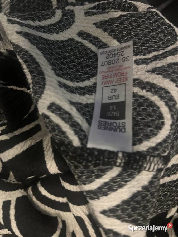 Dunnes stores sukienka modny wyszczuplający wzór zachodniopomorskie Choszczno