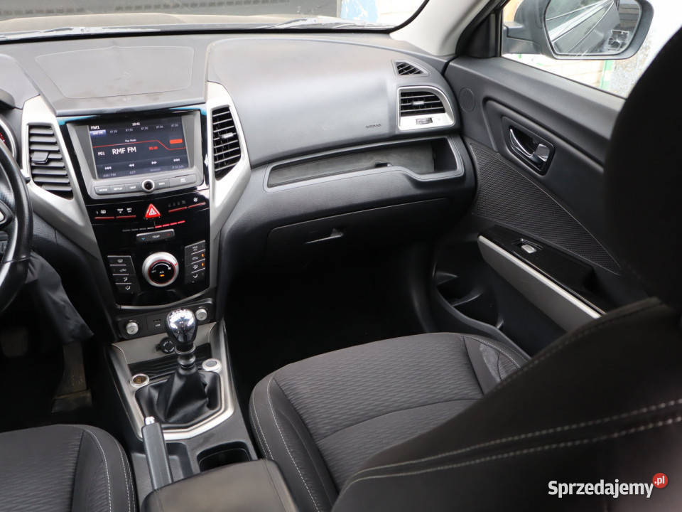 SsangYong Tivoli 16 eXDi ESP Katowice