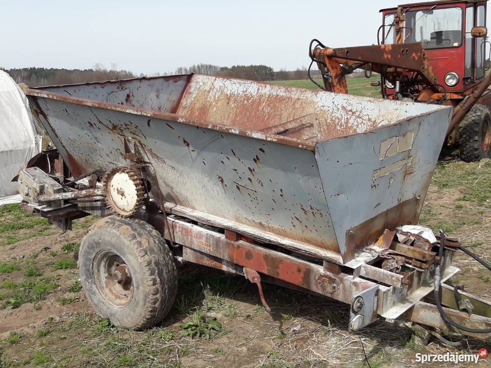 Sprzedam rozsiewacz wapna Piast RCW 3 nieuszkodzony Więcbork