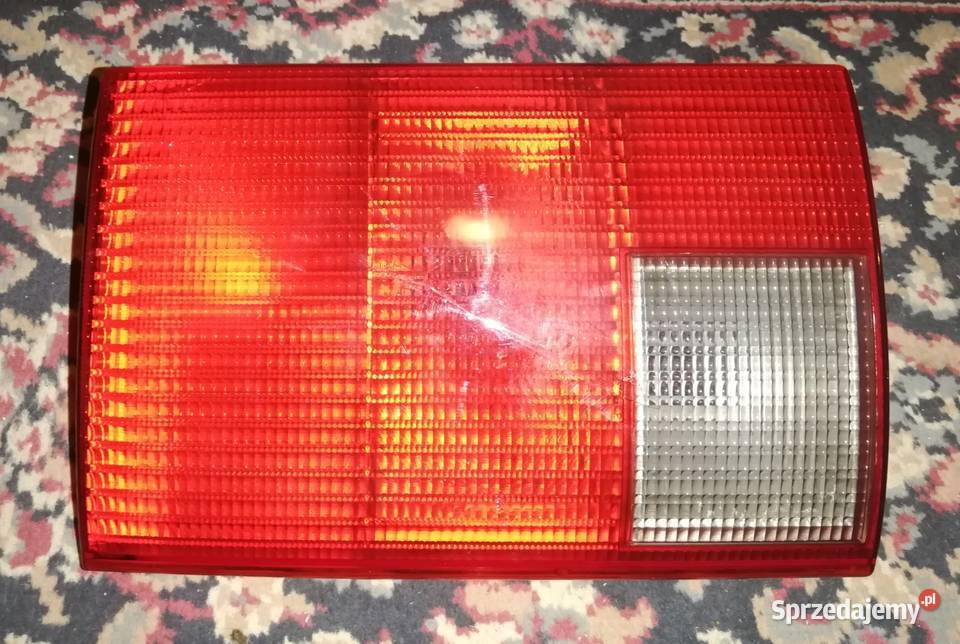 Lampy lampa tył tylna color edition Audi 80 b4 lampy tylne Zagórz