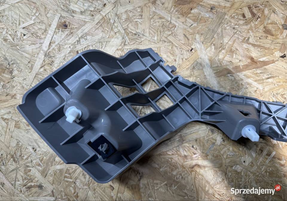 Ślizg mocowanie uchwyt zderzaka tył lewy Kia Ev6 Części montażowe Sieraków