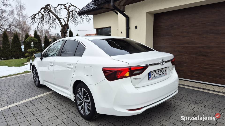 PEWNA TOYOTA AVENSIS Z POLSKIEGO SALONU SERWIS Kraków