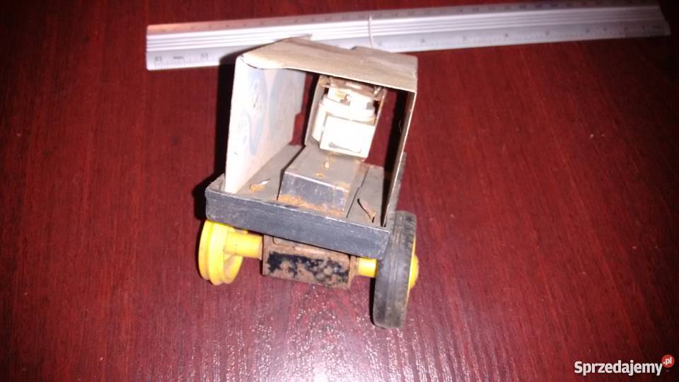 Pozistalosc zabawki PRL 732 Stalowa Wola