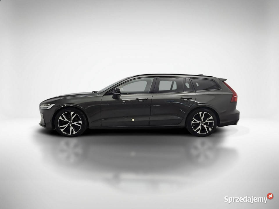 Volvo V60 B4 D Plus Dark aut Z Polskiego Salonu Rok produkcji 2021 Warszawa
