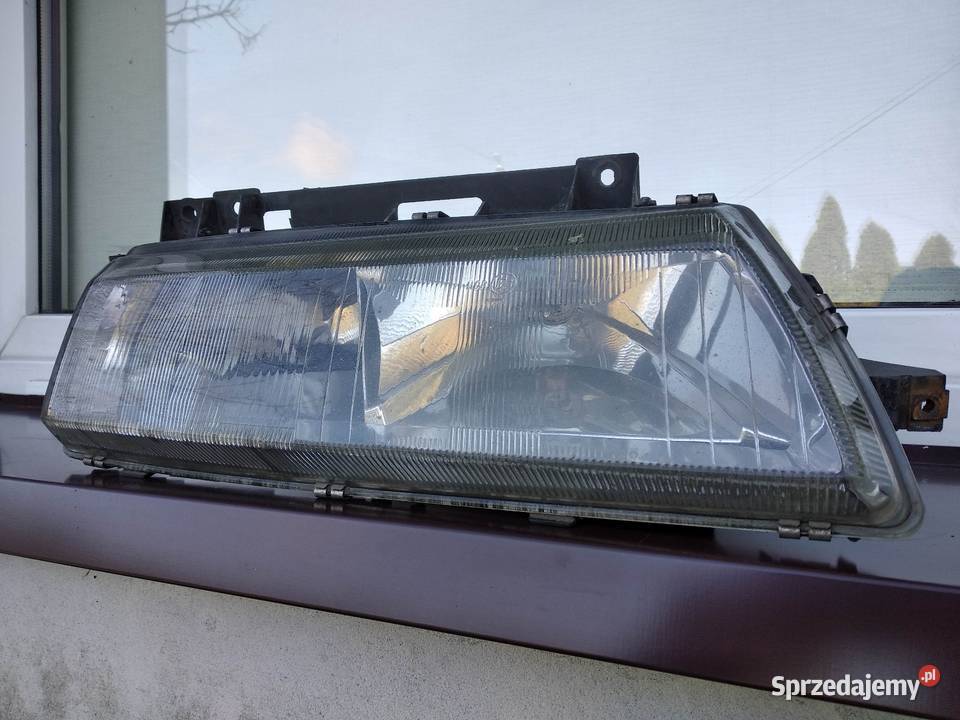 Citroen XM MK2 lampa przednia prawa reflektor Sieradz