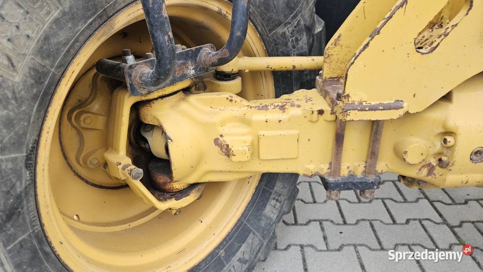 Ładowarka teleskopowa CATERPILLAR TH 330B Ładowarki rolnicze lubelskie Tarnogród