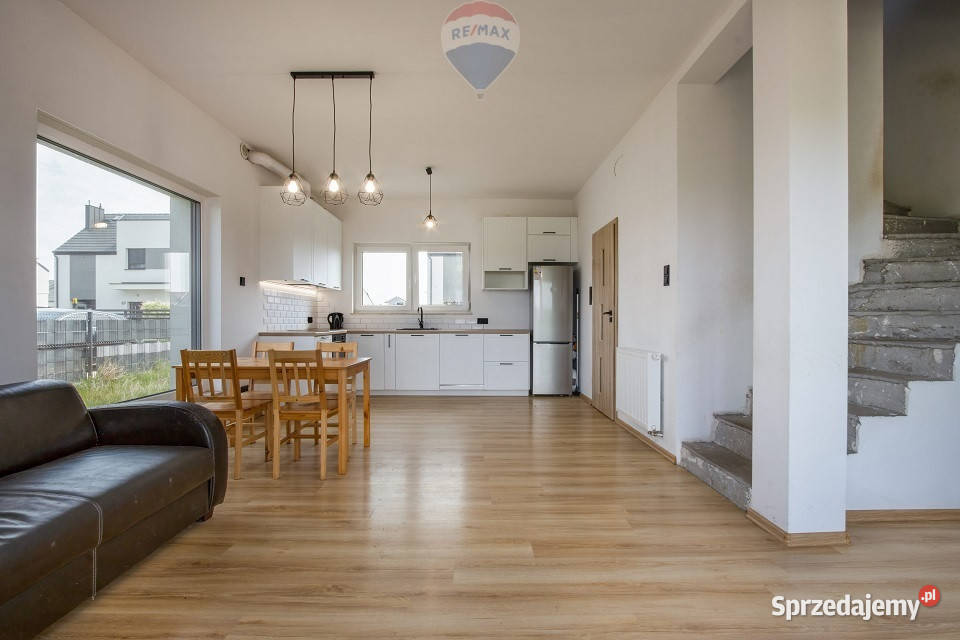 sprzedaży domu bliźniaka 78m2 Gołuski bliźniak