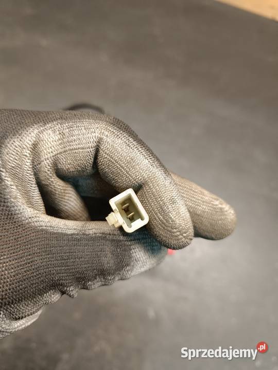 Włącznik zapłonu prawy gaszak killswitch części Gołaczewy